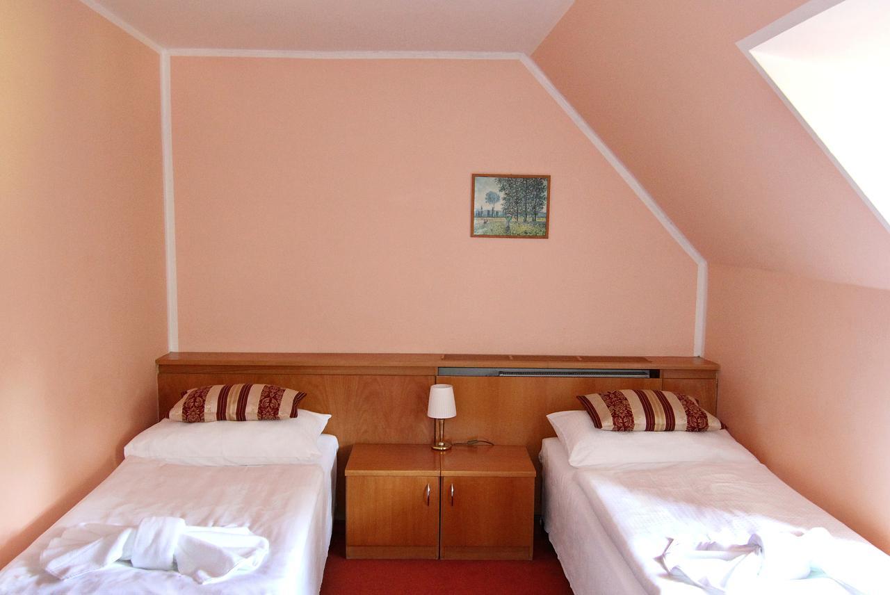 Hotel Zámek Havířov Exterior foto